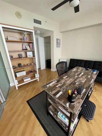 1750 N Bayshore Dr 2802, Miami, FL 33132