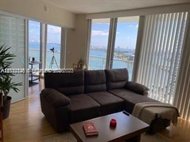 1750 N Bayshore Dr 2802, Miami, FL 33132