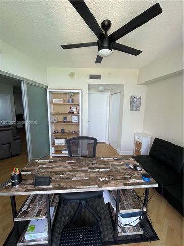 1750 N Bayshore Dr 2802, Miami, FL 33132