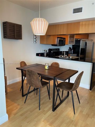 1750 N Bayshore Dr 2802, Miami, FL 33132