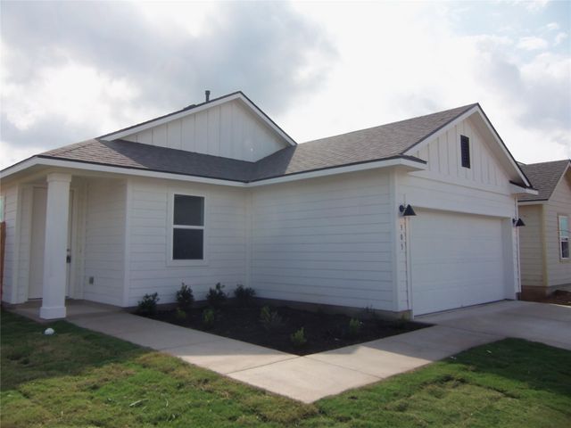 303 Cold Springs LOOP, Bastrop, TX 78602