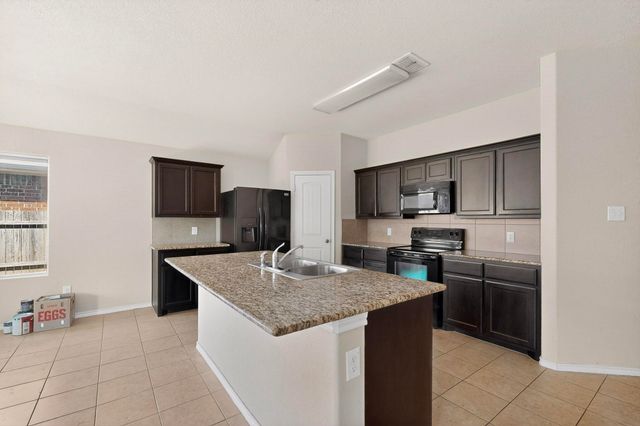 8217 Spotted Doe Drive, Fort Worth, TX 76179