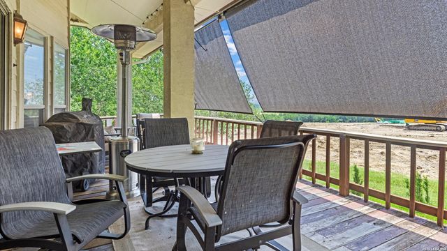 280 LONG CREEK BLVD, New Braunfels, TX 78130