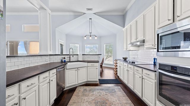 280 LONG CREEK BLVD, New Braunfels, TX 78130