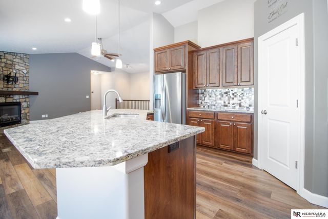 9250 Eagleton Lane, Lincoln, NE 68505