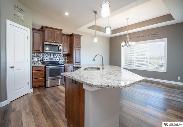 9250 Eagleton Lane, Lincoln, NE 68505