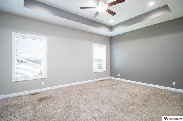 9250 Eagleton Lane, Lincoln, NE 68505