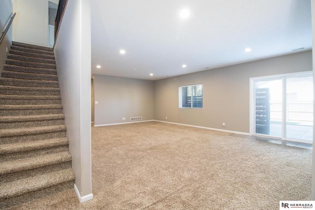 9250 Eagleton Lane, Lincoln, NE 68505