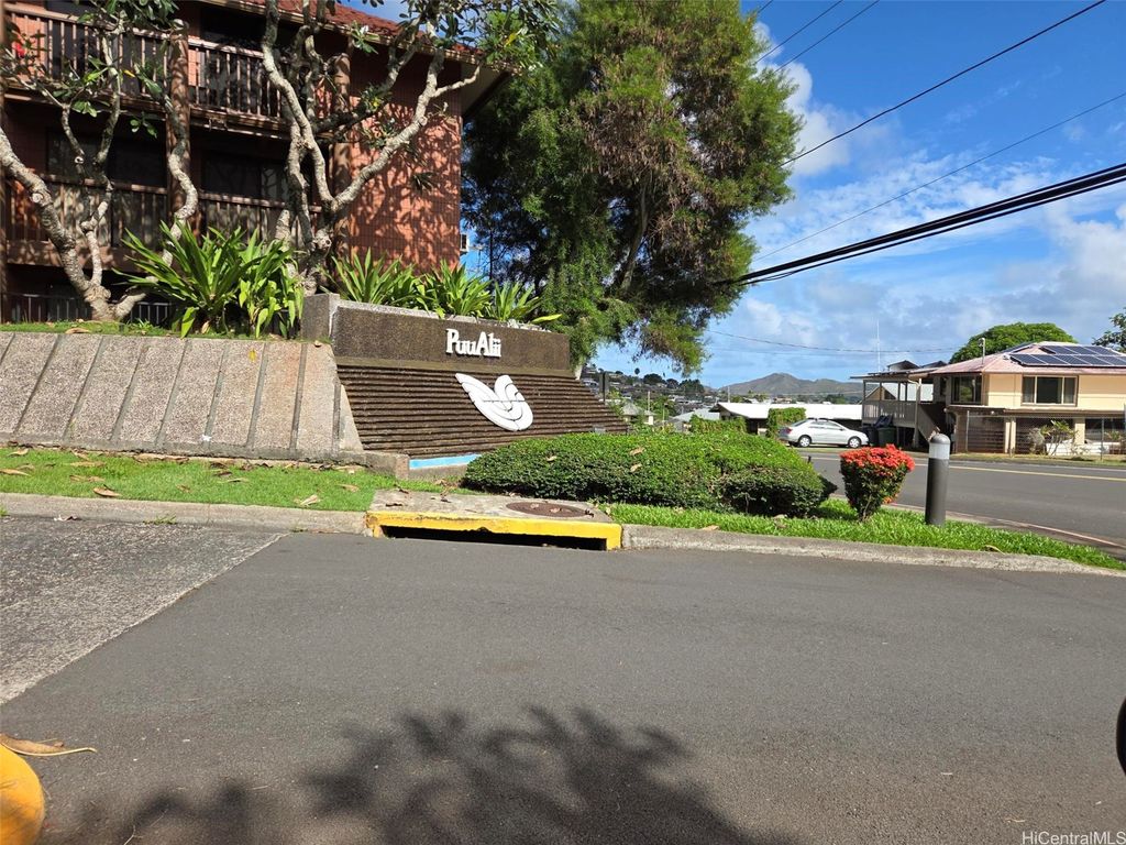 46-049 Aliianela Place 1712, Kaneohe, HI 96744