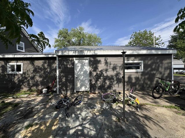306 2ND STREET, Oconto, WI 54153
