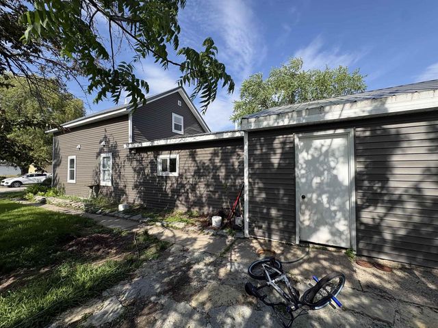 306 2ND STREET, Oconto, WI 54153