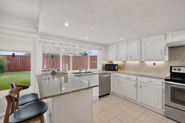 4548 Newcombe Drive, Plano, TX 75093