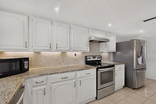 4548 Newcombe Drive, Plano, TX 75093