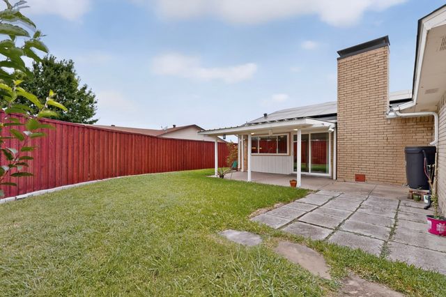 4548 Newcombe Drive, Plano, TX 75093