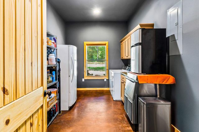 807 Whitehead Drive, Diboll, TX 75941