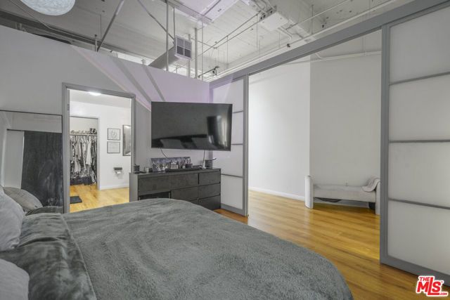 1130 S Flower Street 215, Los Angeles, CA 90015