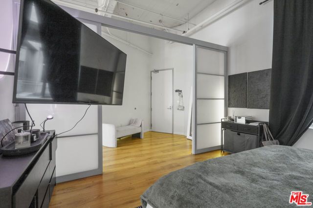 1130 S Flower Street 215, Los Angeles, CA 90015