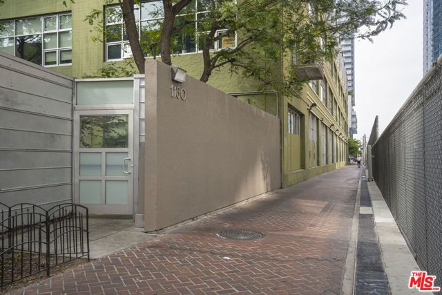 1130 S Flower Street 215, Los Angeles, CA 90015