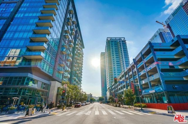 1130 S Flower Street 215, Los Angeles, CA 90015