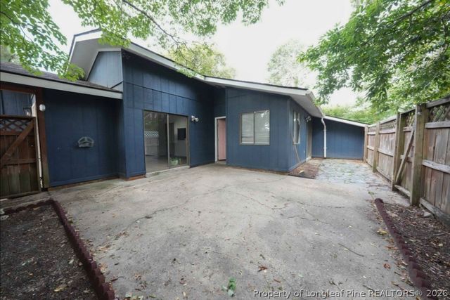 6711 Wake Forest Road, Fayetteville, NC 28311