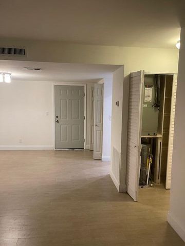 244 Lake Dora Drive, West Palm Beach, FL 33411