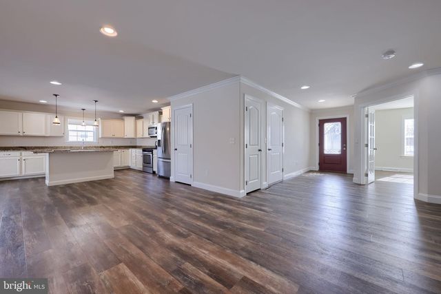 310 ANDREW DR, York, PA 17404