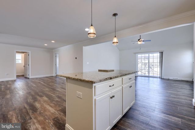 310 ANDREW DR, York, PA 17404