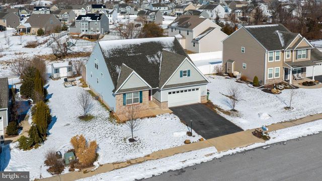 310 ANDREW DR, York, PA 17404