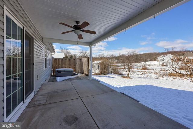 310 ANDREW DR, York, PA 17404