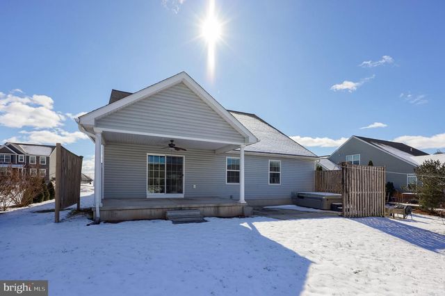 310 ANDREW DR, York, PA 17404