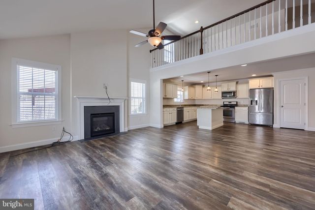 310 ANDREW DR, York, PA 17404