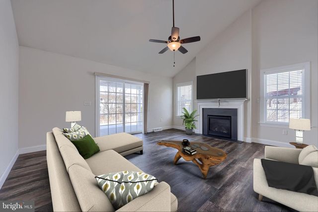 310 ANDREW DR, York, PA 17404