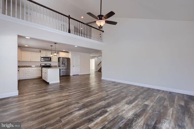 310 ANDREW DR, York, PA 17404