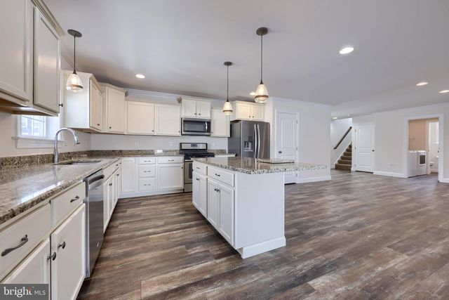 310 ANDREW DR, York, PA 17404