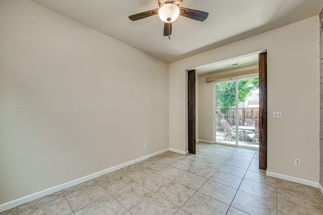 4122 Heritage Avenue, Clovis, CA 93619