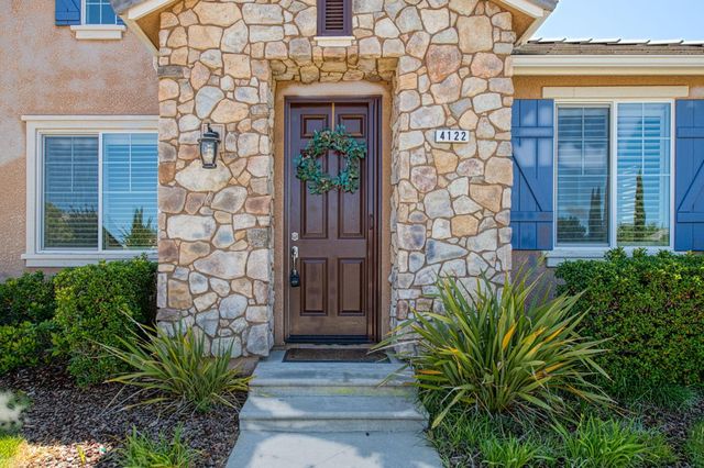 4122 Heritage Avenue, Clovis, CA 93619