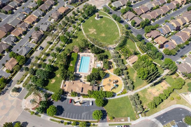 4122 Heritage Avenue, Clovis, CA 93619