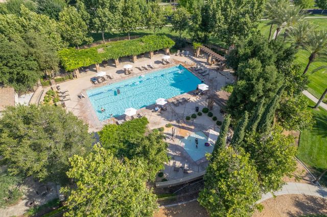 4122 Heritage Avenue, Clovis, CA 93619