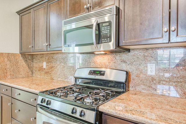 4122 Heritage Avenue, Clovis, CA 93619
