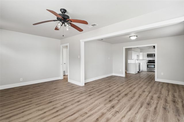 509 Clark Street, Garland, TX 75040