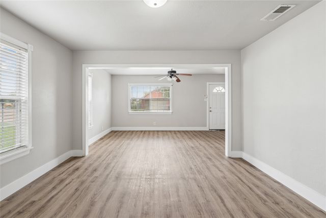 509 Clark Street, Garland, TX 75040