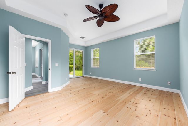 501 NW Pine Sap Place, Jensen Beach, FL 34957