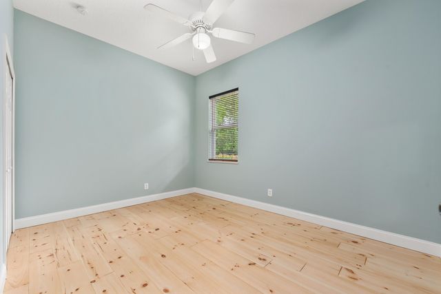 501 NW Pine Sap Place, Jensen Beach, FL 34957