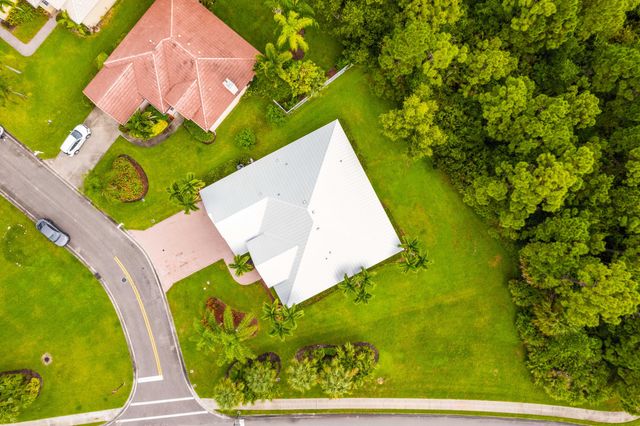 501 NW Pine Sap Place, Jensen Beach, FL 34957