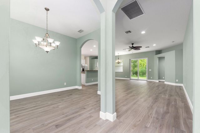 501 NW Pine Sap Place, Jensen Beach, FL 34957