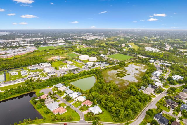 501 NW Pine Sap Place, Jensen Beach, FL 34957