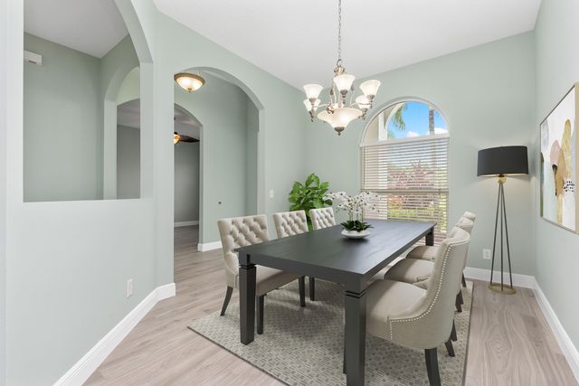 501 NW Pine Sap Place, Jensen Beach, FL 34957