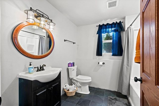 4824 ISABELLA CIRCLE, Hobart, WI 54155