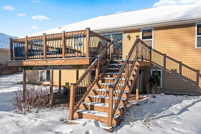 4824 ISABELLA CIRCLE, Hobart, WI 54155