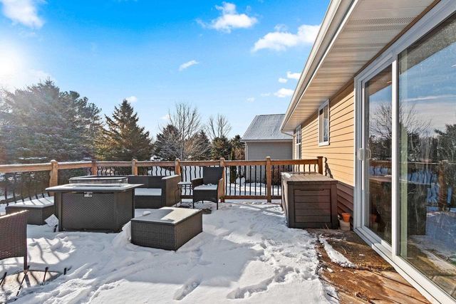 4824 ISABELLA CIRCLE, Hobart, WI 54155